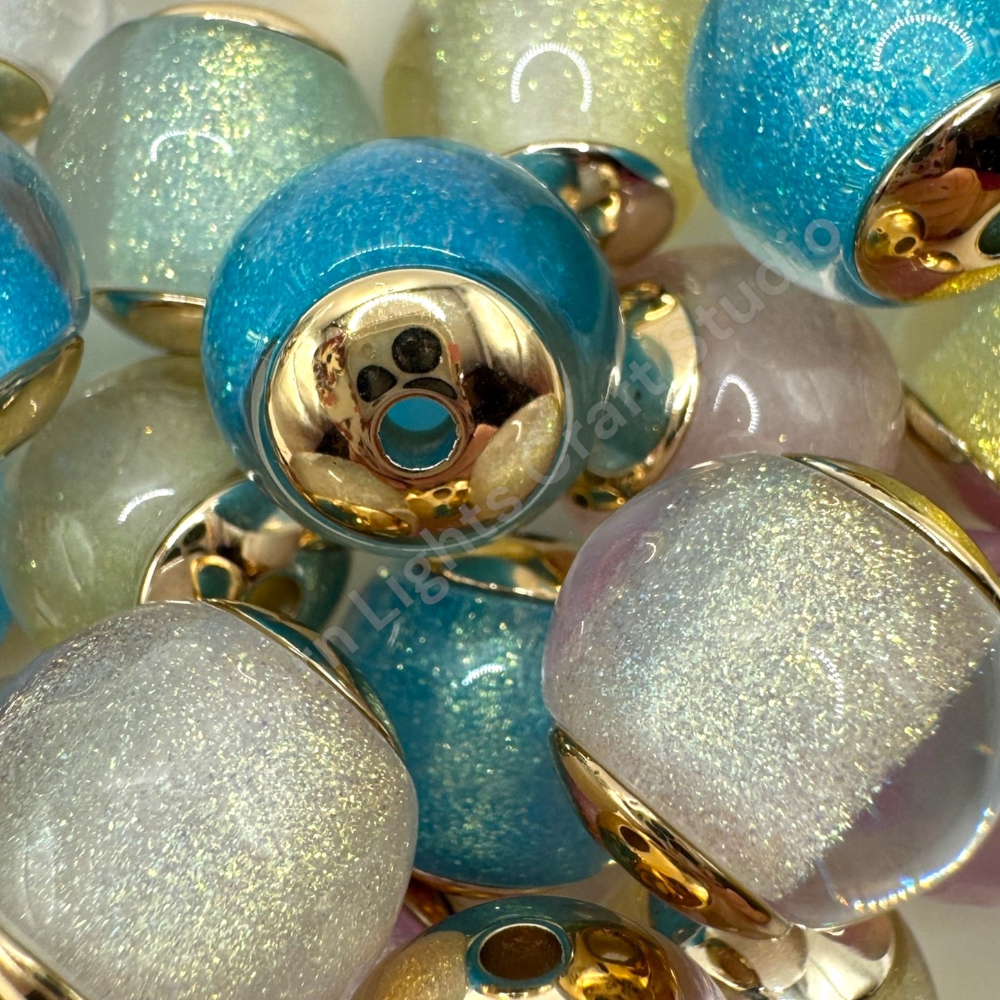 Glitter Gold Cap Layered Galaxy Bead 16mm