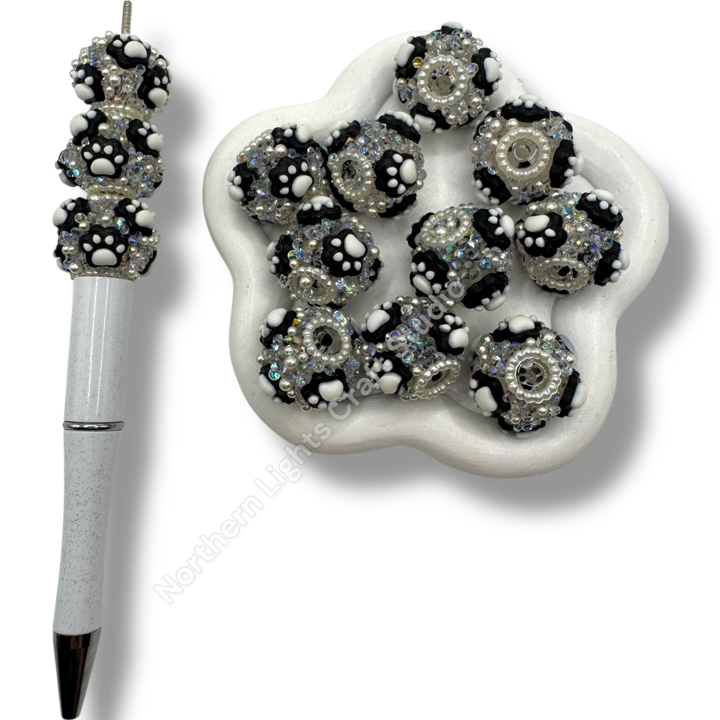 Fancy Paw Beads Black White 4 pcs.
