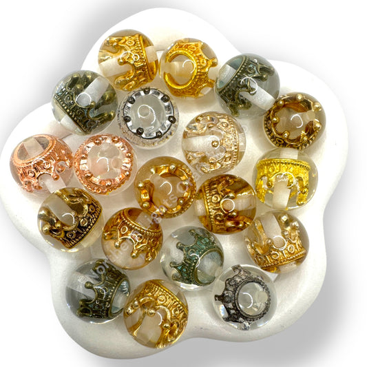 16mm Clear Crown Acrylic Bead Mix -20 Pieces