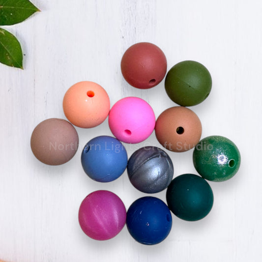 30 pcs. 15mm Silicone Beads Solid Color Mix Bag